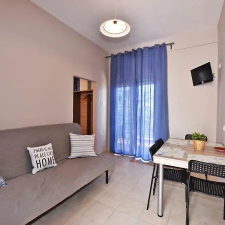 Alexandros Seaview Suites Флогита Экстерьер фото