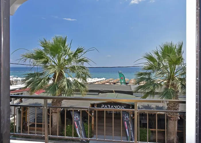 Alexandros Seaview Suites