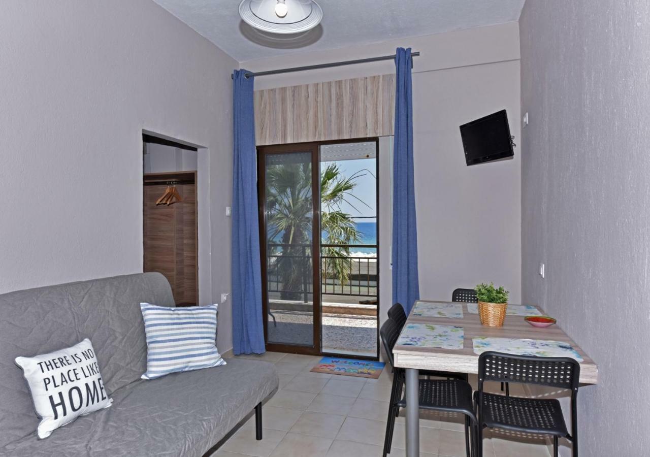 Alexandros Seaview Apartment *